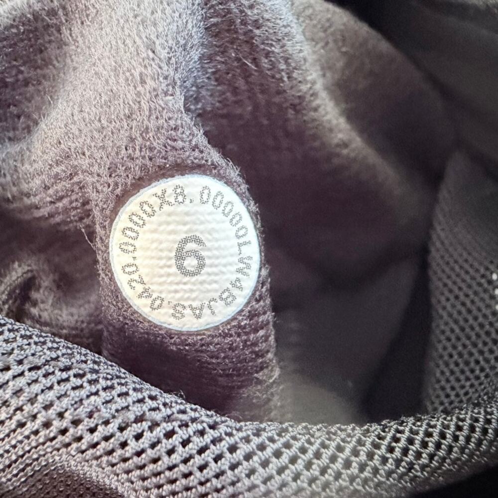 Lululemon Cross Chill Jacket Black Size 6 Rain Softshell Winter Waterproof Layer - Picture 6 of 10